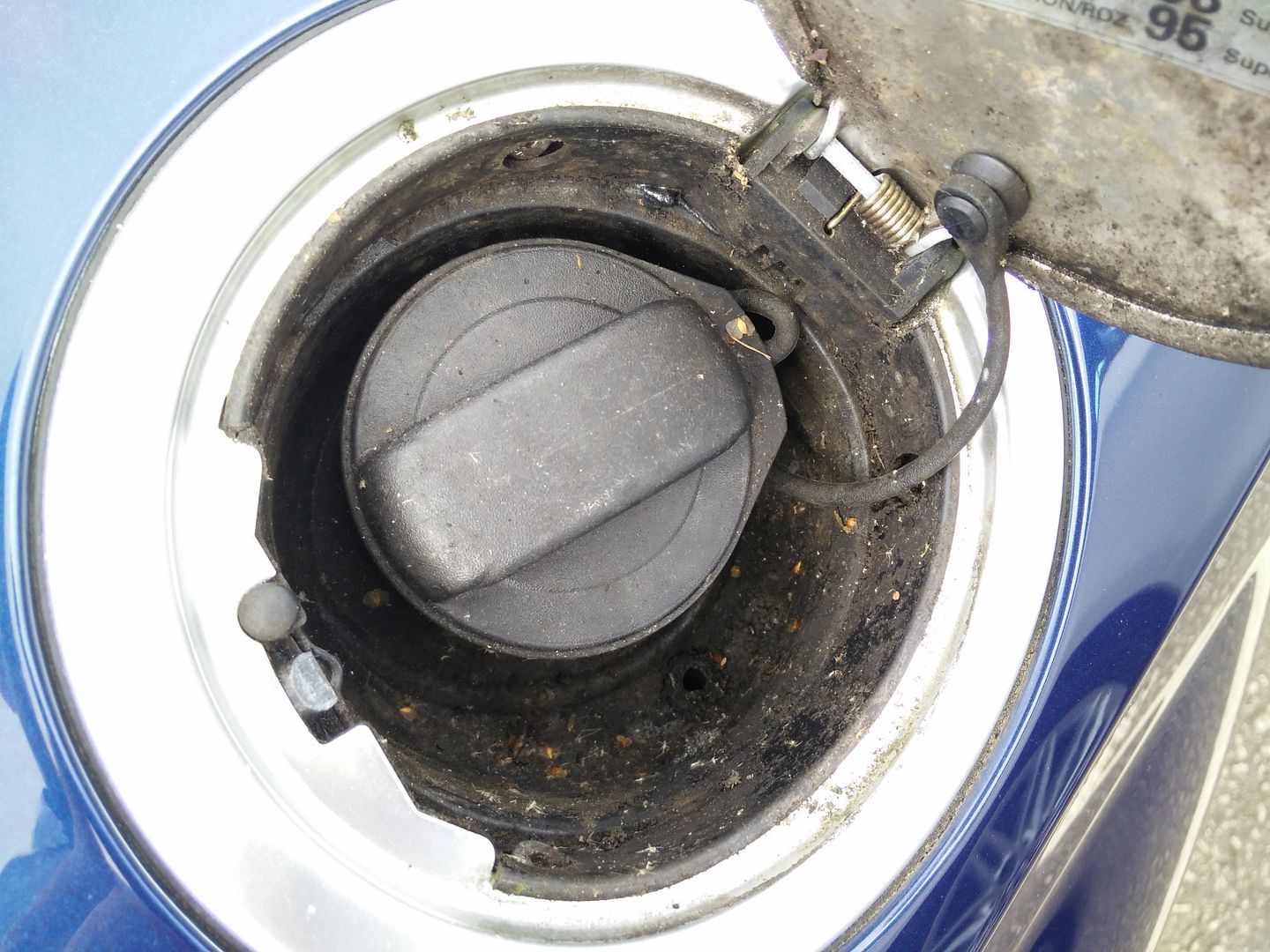 Petrol flap gunked up Audi TT Forum